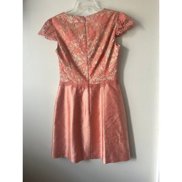 Kay Unger New York Coral Multi Lace Sheath Cocktail Dress Sz. 4 Coquette - Picture 5 of 9